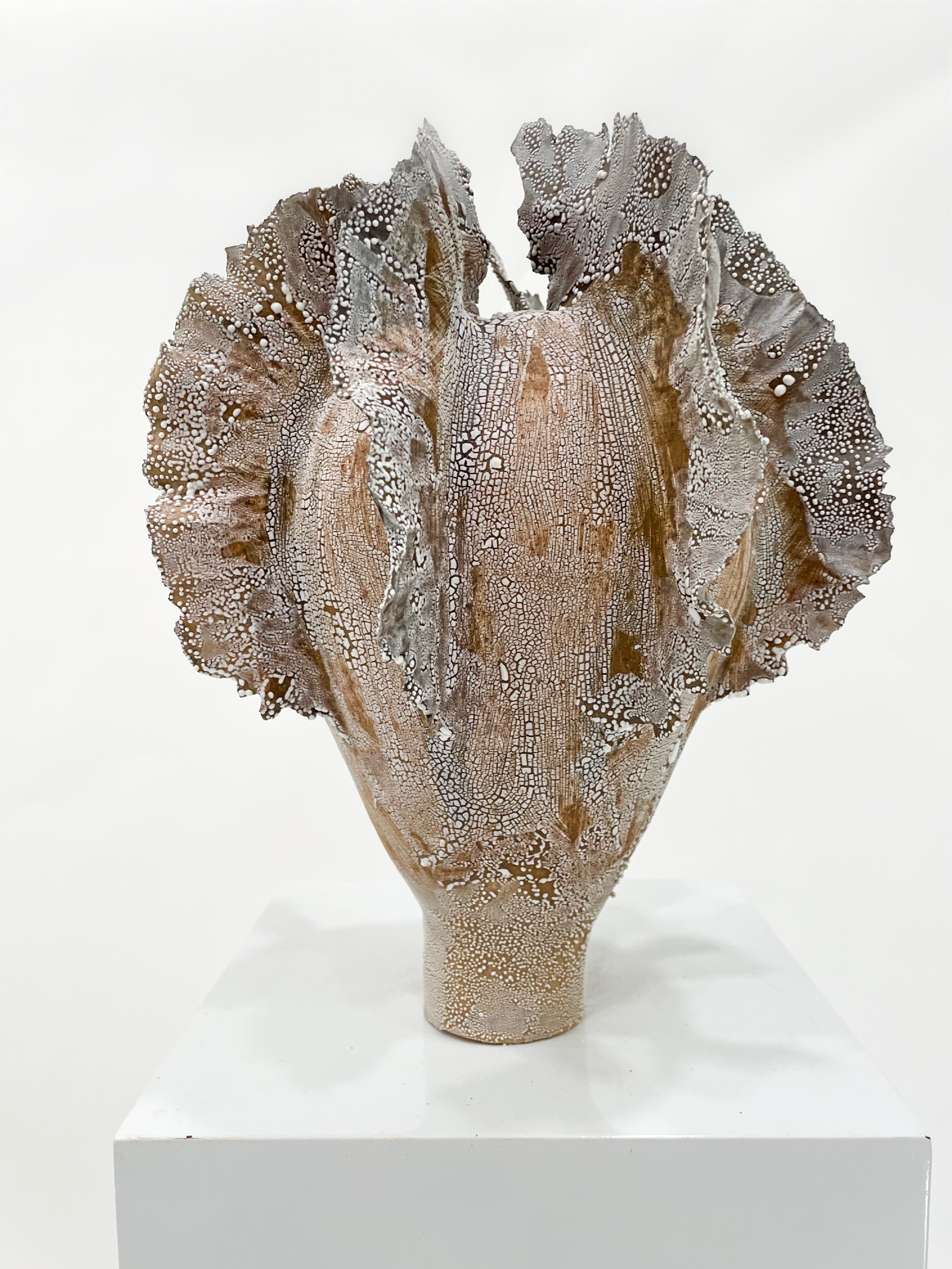 Antler Coral Vase - Image 3